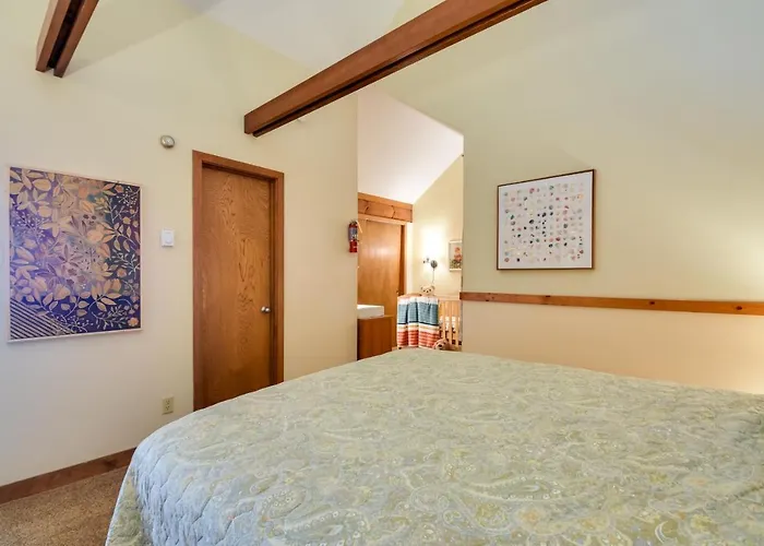 Tasteful Townhome W/ Community Amenities Сasa de vacaciones *